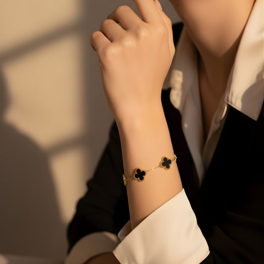Onyx Charm Clover Bracelet
